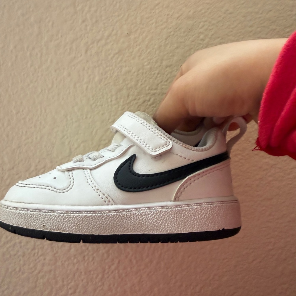 Nike Kids White and Black Velcro Sneakers